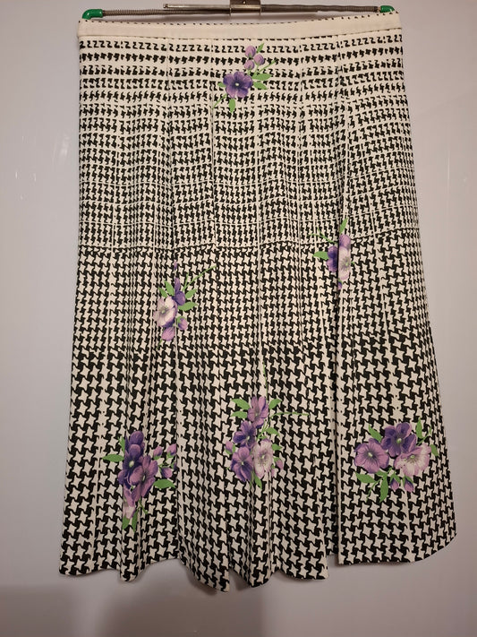 1960s–70s Vintage A-Line Skirt | Houndstooth & Floral Print