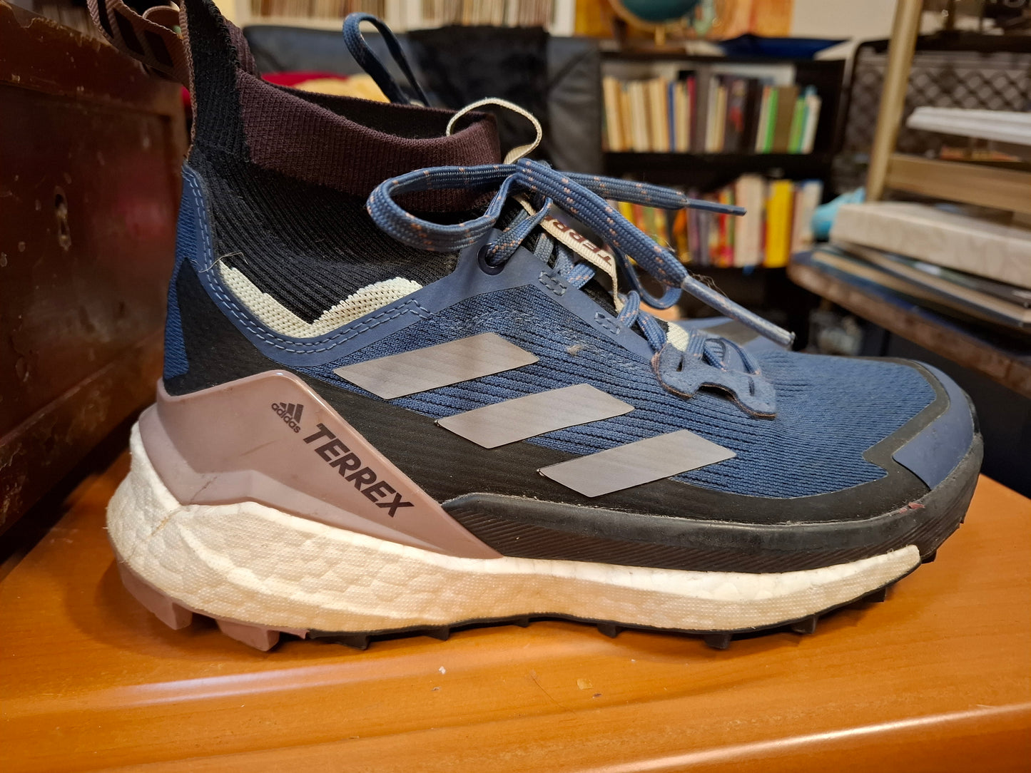Adidas Gr. 38.5