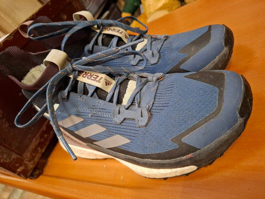 Adidas Gr. 38.5